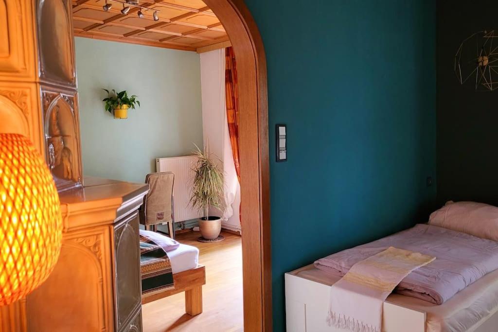 Colourful 2.5 Bedroom With Large Balcony & Garden. Prinzersdorf Eksteriør bilde